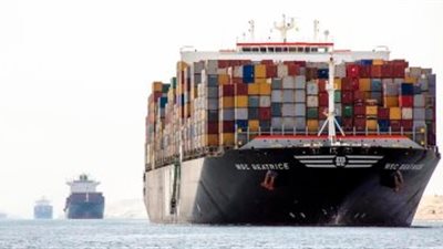 47 سفينة تعبر قناة السويس بحمولات 2,8 ملايين طن