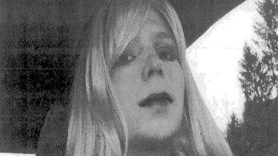 أوباما يخفف عقوبة تشيلسي مانينغ 