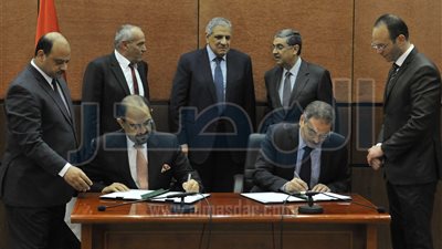  توقيع مذكرتى تفاهم بين 