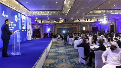 رئيس الوزراء يدعو لتحالفات استراتيجية بين الاقتصادات العربية والأفريقية