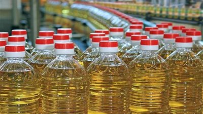 «السلع التموينية» تتعاقد على شراء 15 ألف طن زيت