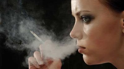 سيدة تقدم شكوى للشرطة لعدم حصولها على مخدرات طلبتها عبر 