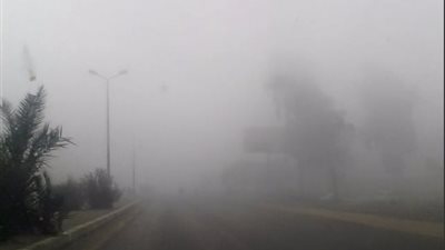 بعد زوال الشبورة.. فتح طريقي السويس والقطامية أمام حركة السيارات