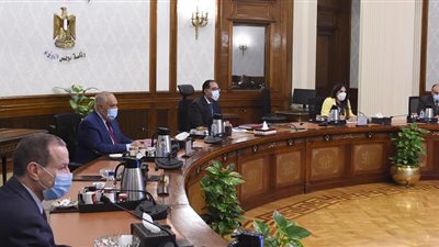 رئيس الوزراء يتابع موقف مشروعات «العربية للتصنيع»