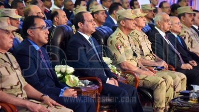 الرئيس السيسي يشهد افتتاح مشروعات قومية ببني سويف