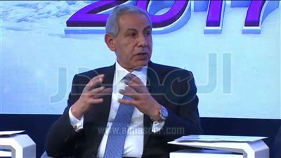 وزير التجارة يختتم مشاركته في منتدى 