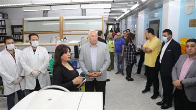 «القصير» يتفقد سير العمل بأجهزة وزارة الزراعة الخدمية