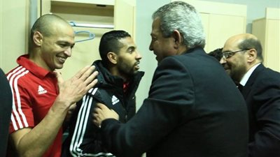 وزير الشباب والرياضة للاعبي المنتخب : رسمتم البسمة على وجوهنا