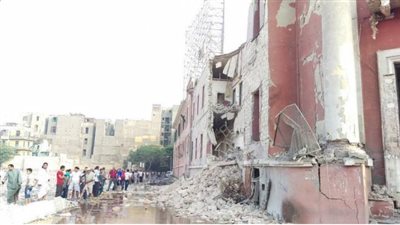 إغلاق شارع الجلاء أمام السيارات بعد انفجار القنصلية الإيطالية