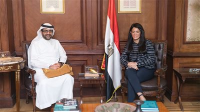 «التعاون الدولي» تبحث مع «المصرف العربي» تنشيط التجارة البينية 