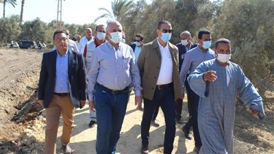 وزير الري يتابع موقف تنفيذ مشروعات الموارد المائية بالفيوم