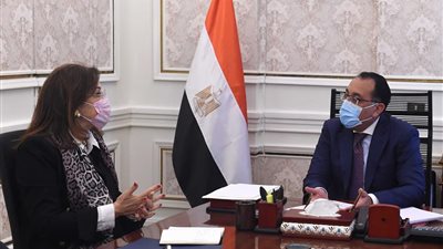 «مدبولي» يبحث خطة جذب الاستثمارات والشراكة مع القطاع الخاص