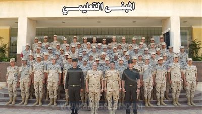 كلية الطب بالقوات المسلحة تستضيف المتحدث العسكرى