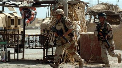  مقتل 8 عراقيين وإصابة 11 بقصف مدفعي على 