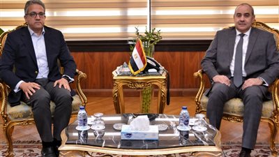 إجتماع وزاري لبحث آليات تنشيط الحركة السياحية والجوية الوافدة لمصر 