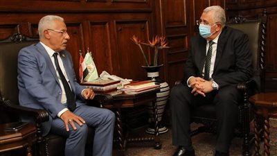  وزير الزراعة: إستراتيجية وطنية لتطوير قطاع التمور