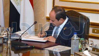 السيسى يصدق على قانون مكافحة جرائم تقنية المعلومات