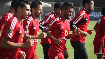 اليوم..الأهلي في مواجهة صعبة امام الملعب المالي بـ