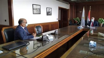 وزير الري يتابع تأهيل المنشآت وتطوير القناطر بالمحافظات