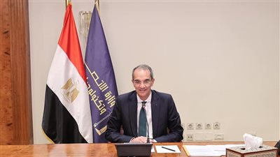 مصر تسلم سلطنة عمان شعلة العاصمة العربية الرقمية لعام 2022