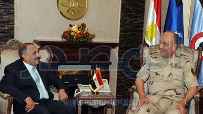 الفريق محمود حجازى يلتقى سكرتير عام وزارة الدفاع الباكستانية