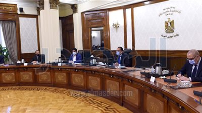 رئيس الوزراء يبحث زيادة التعاون الاستثمارى بين مصر والسعودية