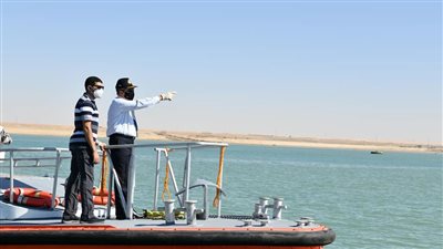 قناة السويس تعلن وصول «كراكة» حسين طنطاوي لتطوير القطاع الجنوبي