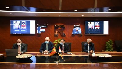 معهد الخدمات المالية يتعاقد مع «دراسات البورصة الإسبانى» لمنح الماجستير