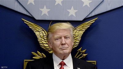 قرارات ترامب بشأن منع التأشيرات واللجوء والهجرة