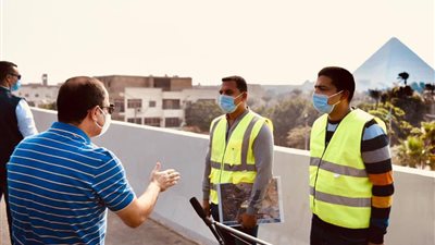 السيسى يتفقد مشروعات تطوير المحاور والكبارى بالقاهرة والجيزة