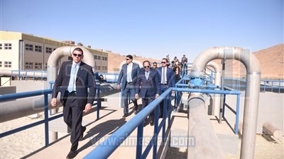 تفاصيل زيارة السيسي لمصرف 