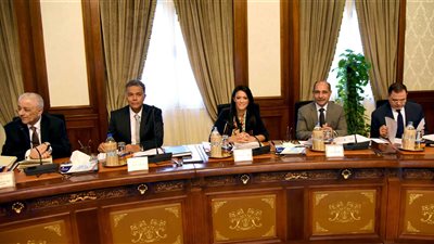 رئيس الوزراء: المشروعات القومية قللت البطالة لأدنى مستوى فى 8 سنوات