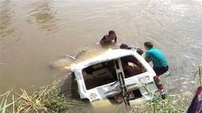 مصرع 3 سيدات وإصابة 5 آخرين في حادث انقلاب سيارة بترعة الإبراهيمية