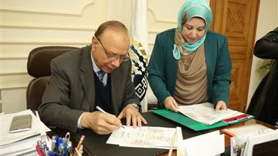 محافظ القاهرة يعتمد نتيجة الشهادة الإعدادية بنسبة نجاح 71%