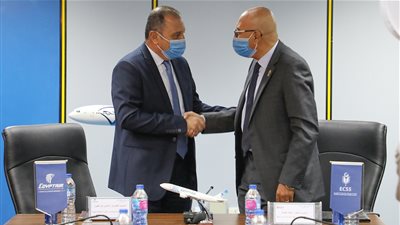 مذكرة تعاون بين مصر للطيران والمركز المصرى للفكر والدراسات الاستراتيجية