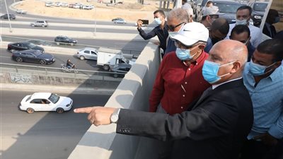 وزير النقل يتابع أعمال التطوير الشامل للطريق الدائرى حول القاهرة الكبرى