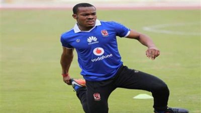 كوليبالي وبركات يقودان الأهلي أمام جولدي