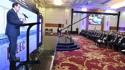 وزير البترول يفتتح المؤتمر والمعرض الثالث لكفاءة الطاقة «EPEEC 2022»