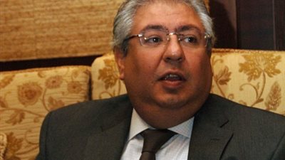 سفير مصر بالخرطوم يبحث مع رئيس بعثة 