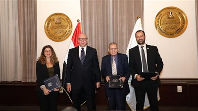 «شنايدر إلكتريك» تشارك في تطوير مدرسة إلكترو مصر للتكنولوجيا التطبيقية