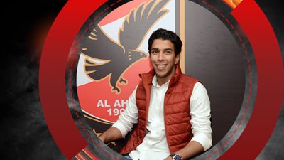 رسميا.. أحمد حمودي يوقع للأهلي لمدة 3 مواسم ونصف