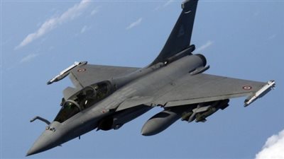 غلق المجال الجوي 10 دقائق بمطار القاهرة لاستعراض طائرات 