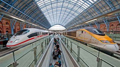 بالفيديو.. إضراب يتسبب في إلغاء المئات من رحلات القطارات في 