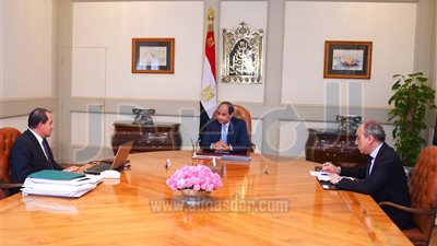 السيسي يستعرض الموقف التنفيذي لمشروع 1,5 مليون فدان وخطة زيادة الصادرات الزراعية