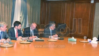 مصر تبحث إعادة تسيير الخط الملاحي بين مصر وإيطاليا