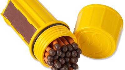 بالفيديو..أعواد ثقاب قابلة للاشتعال في كل الظرروف المناخية