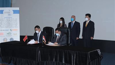 «النقل»: توقيع 6 إتفاقيات بمجالات السكك الحديدية والمترو والجر الكهربائى