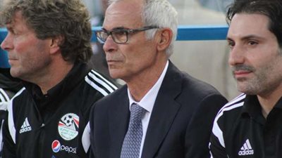 كوبر يقرر حضور مباراة الكاميرون وغانا