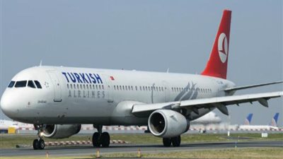 بالفيديو.. طائرة ركاب 