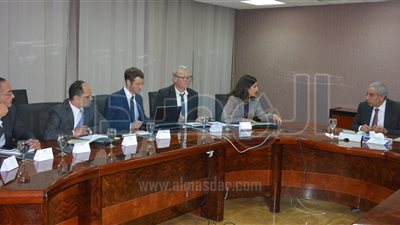 صور.. مشروع لاستخدام الطاقة الشمسية في الصناعة بتكلفة 6,5 مليون دولار